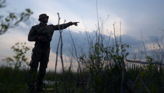 Доба в АТО: 25 обстрілів, один український військовий загинув