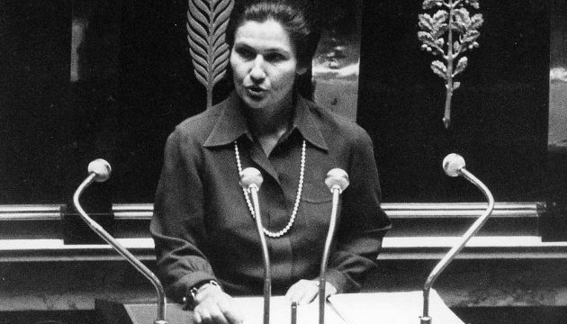 У Франції померла перша очільниця Європарламенту