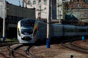 Укрзалізниця в тестовому режимі повертає до Одеси поїзд Інтерсіті+