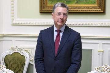 Volker kündigt Treffen mit Surkow an