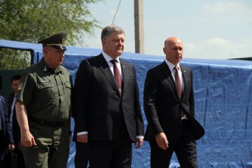 Порошенко зустрівся з Філіпом на українсько-молдавському кордоні
