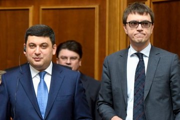Гройсман вимагає від Омеляна стратегію розвитку транспорту