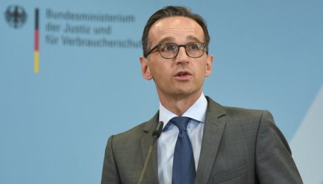 Міністр юстиції Німеччини закликає закрити 