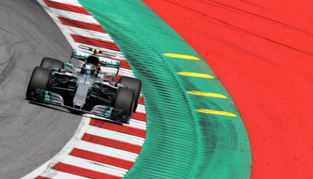 Формула-1: Боттас виграв кваліфікацію Гран-прі Австрії