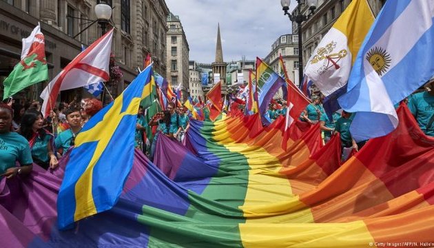 У Лондоні пройшов найбільший гей-парад в історії міста