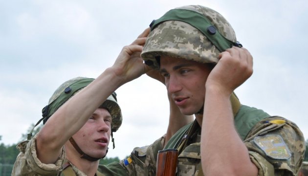 En la zona de la ATO 8 soldados ucranianos resultaron heridos