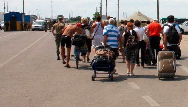 МінТОТ промоніторить цілі поїздок кримчан на материкову Україну