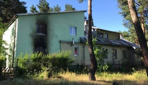 На Львівщині коктейлями Молотова підпалили 