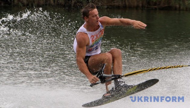 Coger olas: Comienza el Campeonato Mundial de Esquí Acuático en Ucrania