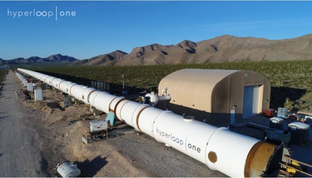 Маск провів перші випробування прототипу Hyperloop