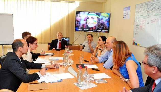Посол США Марі Йованович зустрілася з командою Суспільного мовлення 