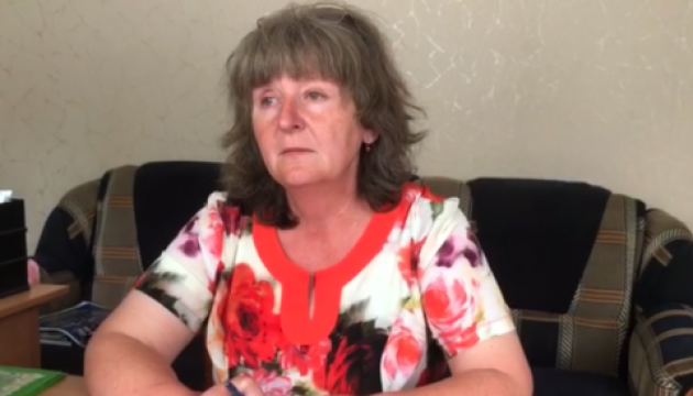 La mère du militaire russe, capturé dans le Donbass, est venue en Ukraine pour voir son fils
