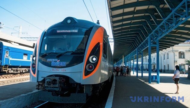 Поїзд Мукачево - Будапешт запустять до кінця літа 