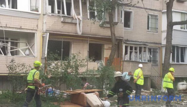 Від вибуху у Києві значних руйнувань зазнали вісім квартир - ДСНС