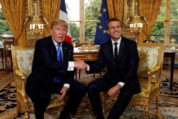 Трамп і Макрон домовились про “тверду відповідь” на хіматаки у Сирії