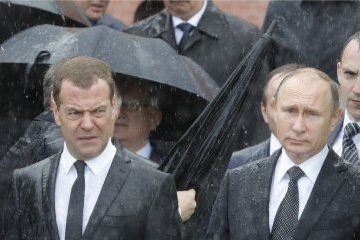 Путін з Медведєвим приїхали до окупованого Криму на