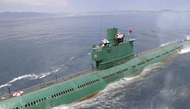 КНДР може незабаром спустити на воду новий ракетний підводний човен - ЗМІ