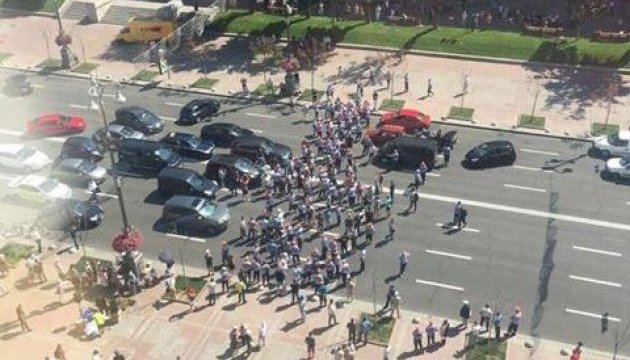 У Києві паркувальники перекривали Хрещатик