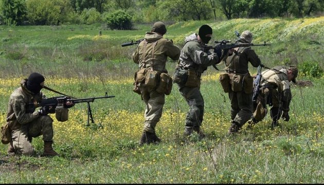 Durante el día un soldado de la ATO resulta herido