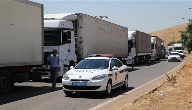 ООН направила до Сирії 26 вантажівок із гумдопомогою