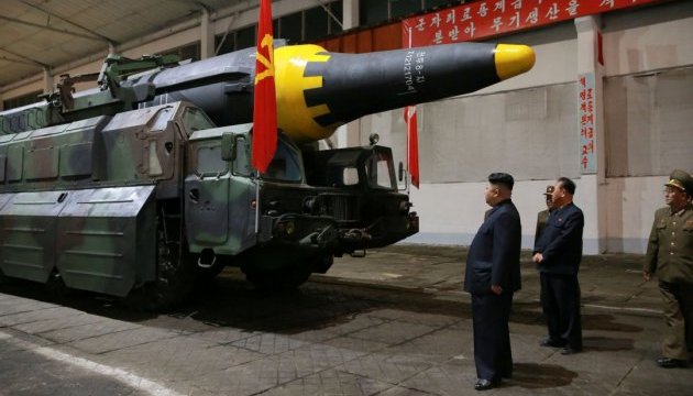 Військові КНДР таємно перевозять балістичну ракету до західного узбережжя - ЗМІ