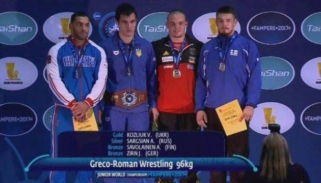 Українські борці-юніори здобули 4 медалі на чемпіонаті світу в Тампере