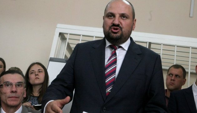 Розенблат заявляє, що попереджав НАБУ про намір виїхати за межі України