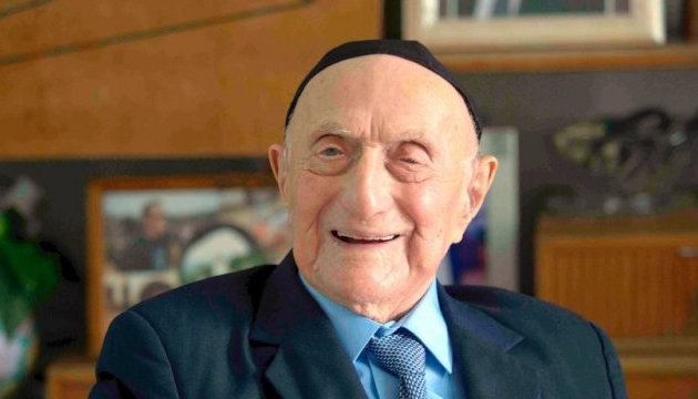 Найстаріший у світі чоловік помер у віці 113 років