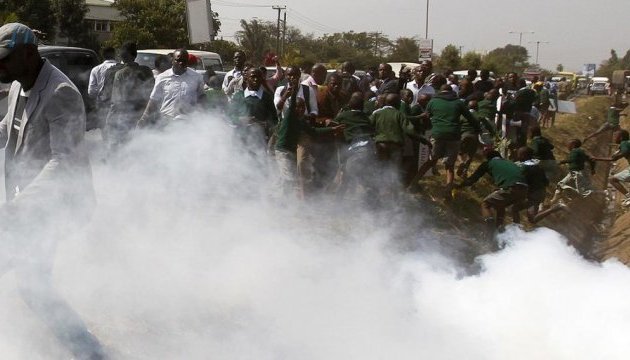 Протести в Кенії: поліція застрелила молоду дівчину та ще 9 осіб - ЗМІ