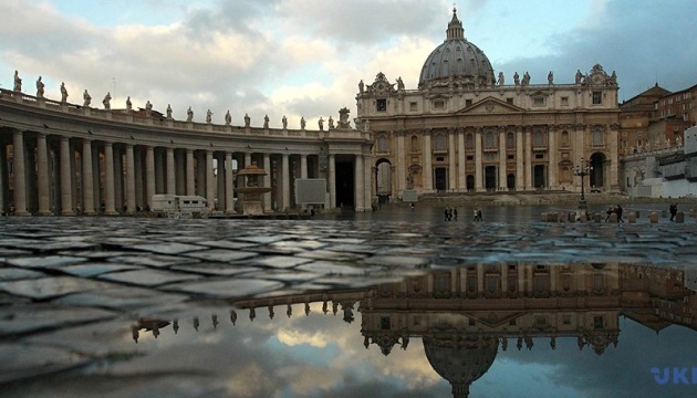 Богослужения на Страстной неделе в Ватикане будут проходить без паломников