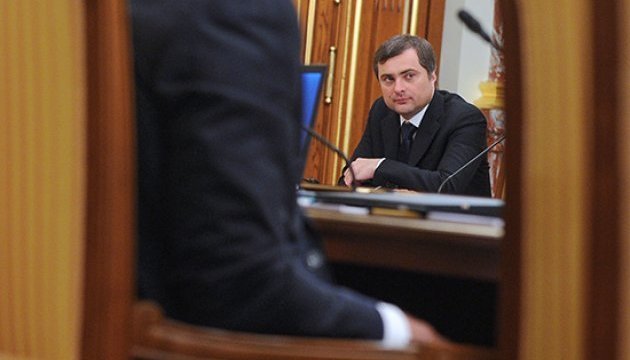 Talks between Volker and Surkov started too early