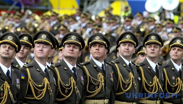 У Києві проходить парад військ