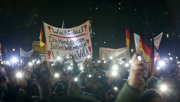У Дрездені посадили двох неонацистів за атаки на біженців