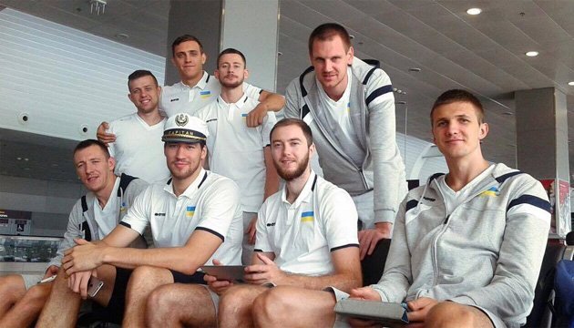 Євробаскет-2017: чоловіча збірна України вирушила до Тель-Авіва
