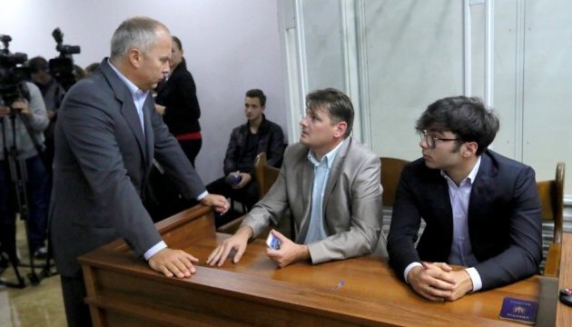 Суд просять відпустити Шуфрича-молодшого на поруки батька-депутата