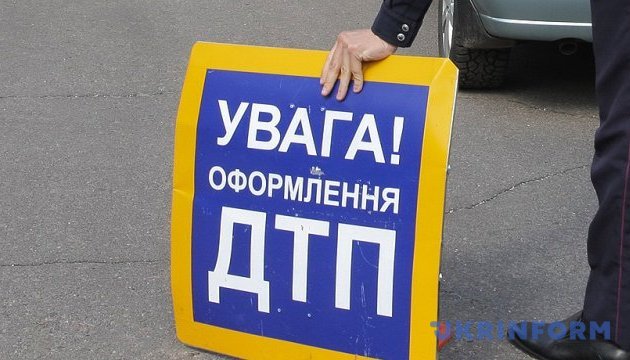 Лобове зіткнення мікроавтобусів на Харківщині: поліція порушила справу