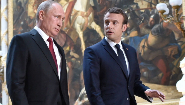 Macron disagrees with Putin on Ukraine 