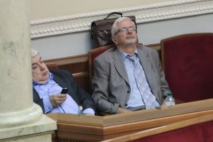 Утомленные Радой, мятежная Одесса и плечо Трампа