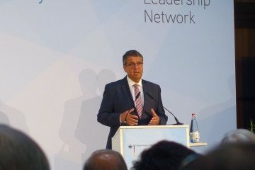 Габріель пропонує подивитися, що вийде з