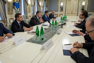 Petro Porochenko s’est entretenu avec le Secrétaire général de l’OSCE nouvellement élu