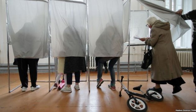 На виборах президента РФ у так званій «ЛНР» дозволили голосувати за українськими паспортами