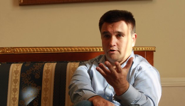 Клімкін запросив швейцарського колегу приїхати на Донбас