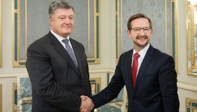 Poroshenko, OSCE general secretary discuss UN peacekeepers in Donbas