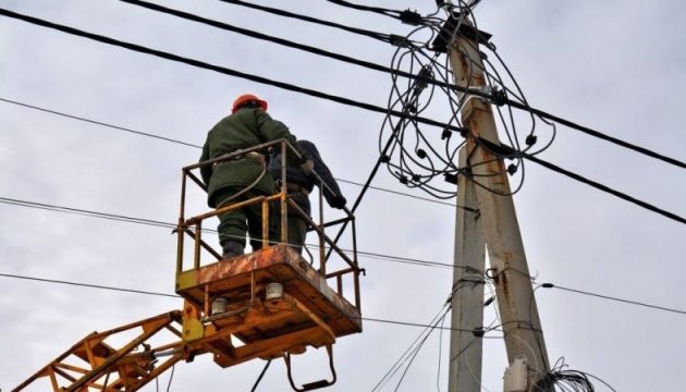 Bad weather leaves 478 towns and villages in Ukraine without electricity