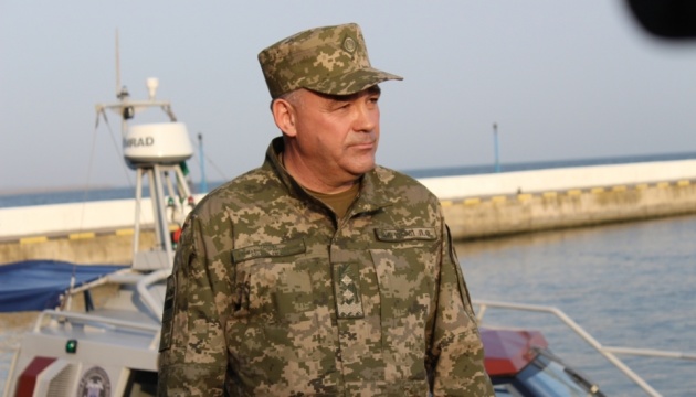 Головний прикордонник перевірив, як патрулюють прифронтову ділянку Азовського моря