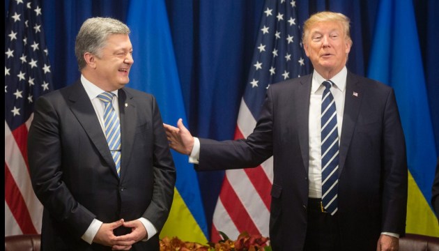 Weißes Haus über Treffen von Poroschenko und Trump