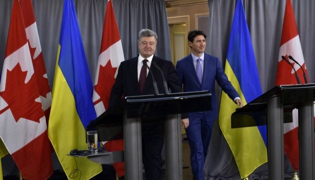 Канада в G7 може посприяти деокупації Криму - Порошенко