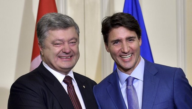 Porochenko et Trudeau ont discuté de la réalisation des réformes et de la mission de paix de l’ONU en Ukraine