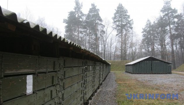 Вибухи на складах боєприпасів у Калинівці припинилися - Міноборони