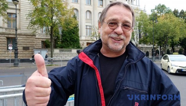 Ronald Wendling: Ich werde russische Botschaft in Berlin so lange blockieren, bis der Kreml Ukrainer freilässt 